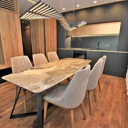 Future Design Flat Izgrev *