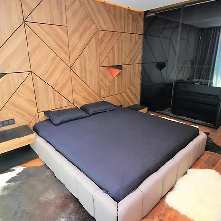 Future Design Flat Izgrev Apartment